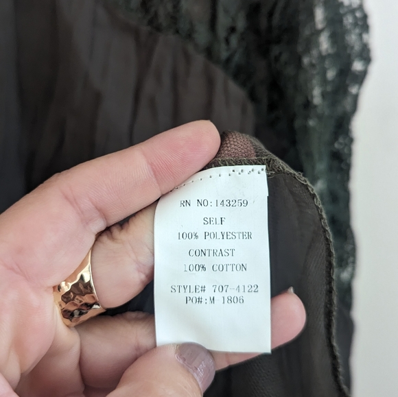 Origami - Layered Olive Green Lace Top - Dress - Picture 5 of 5